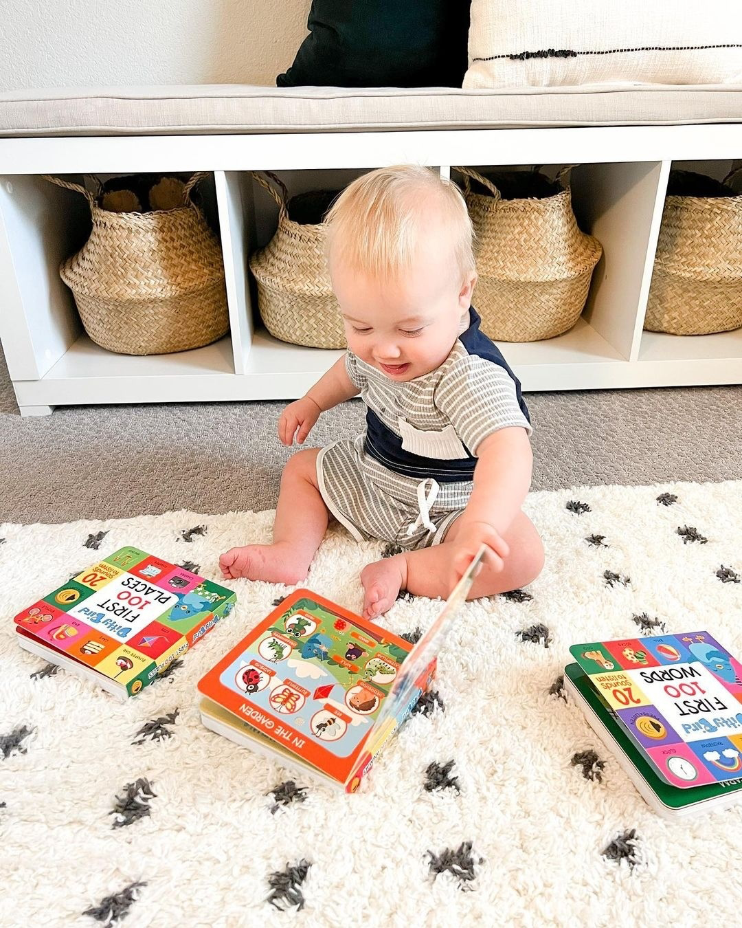 Ditty Bird Baby Sound Vocabulary Book: First 100 Places