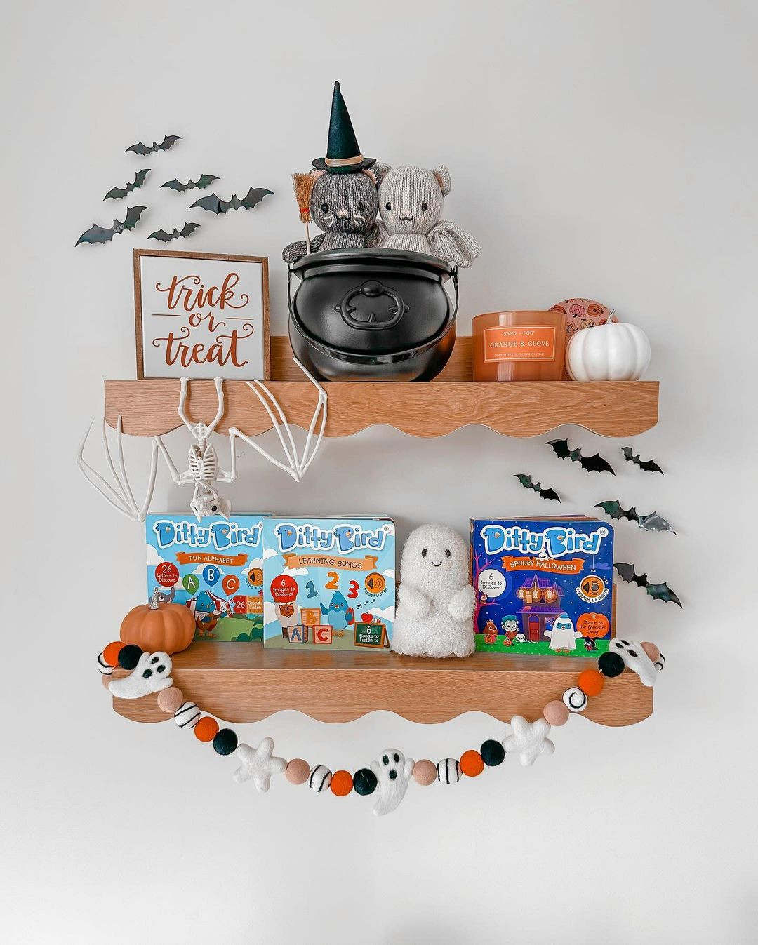 Ditty Bird Book: Spooky Halloween - Best Toys Halloween