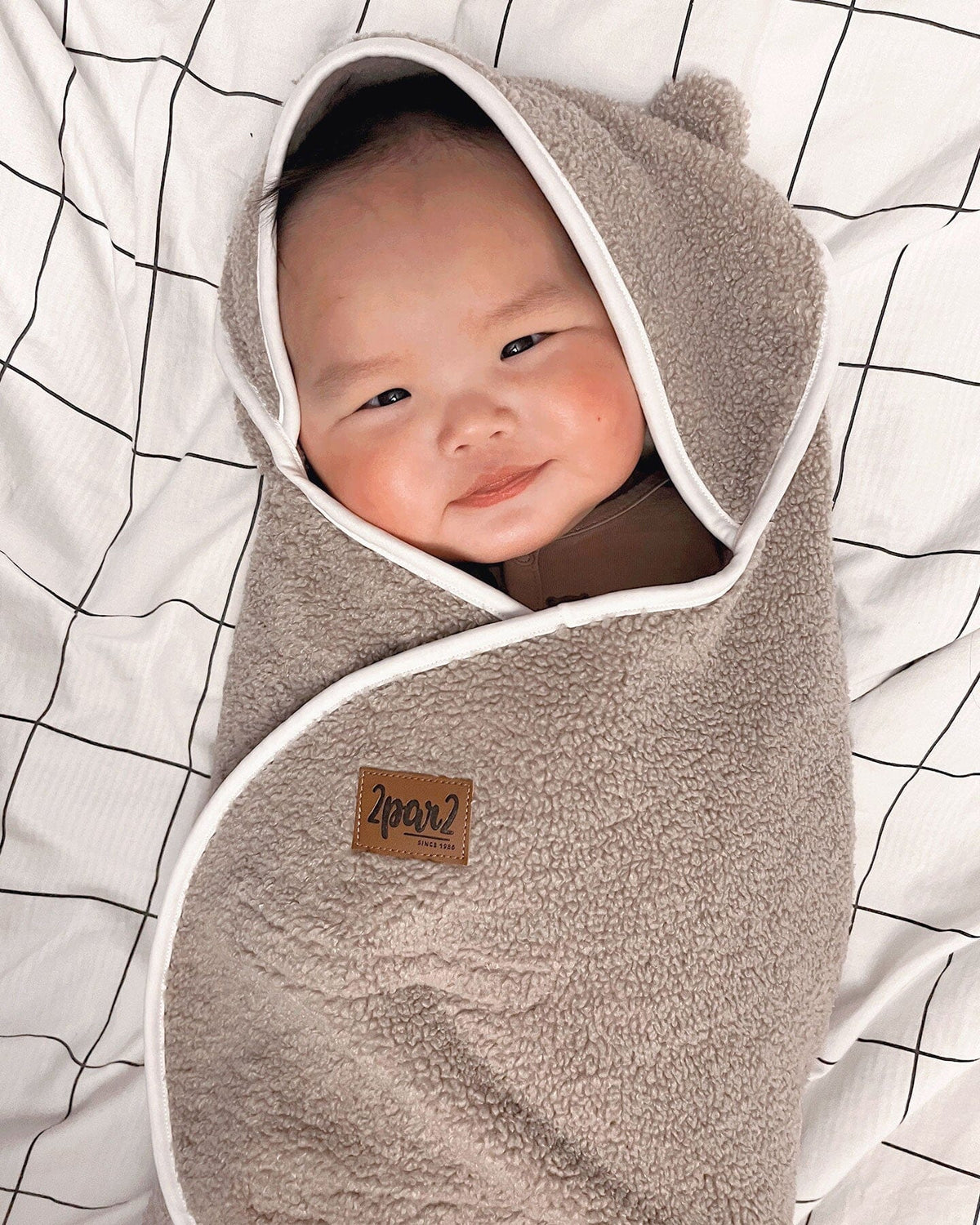 Baby Cocoon Pink Blanket For Car Seat and Stroller Accessories Deux par Deux