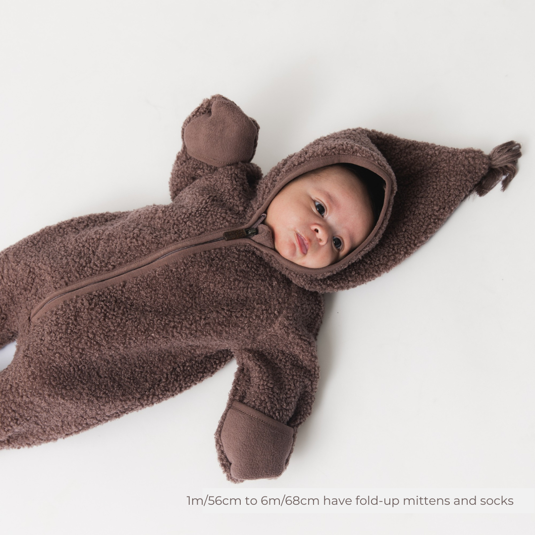 MINI A TURE MATADEL teddyfleece jumpsuit - Otter Brown baby lifestyle